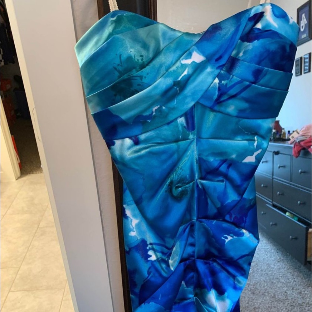 Strapless dress